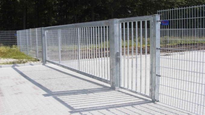 Einflügelige Industriedrehflügeltore Einflügelige Industriedrehflügeltore