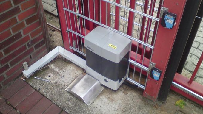 Schiebetorantrieb Bull 20M