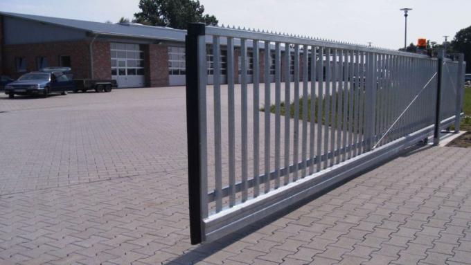 Freitragendes Industrieschiebetor Freitragendes Industrieschiebetor